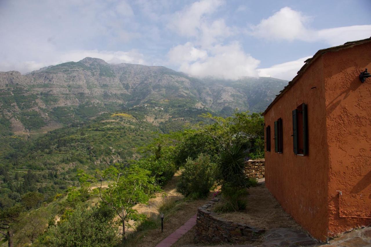 Ikarian Centre - Accommodation & Mountain Hiking Evdilos  Exteriér fotografie